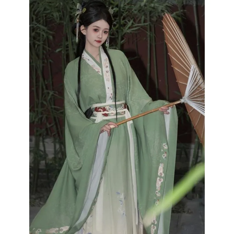 Spring and Autumn Wei, Jin, Southern and Northern Dynasties large-sleeved shirts, a full set of simple elegant and ancient Hanfu
Spring and Autumn Wei, Jin, Southern and Northern Dynasties large-sleeved shirts, a full set of simple elegant and ancient Hanfu