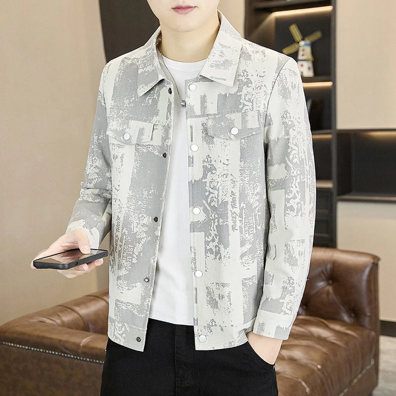 2026 Spring/Summer Men's Washed Denim Full-Print Fashion Casual Jacket Coat
2026 Spring/Summer Men's Washed Denim Full-Print Fashion Casual Jacket Coat