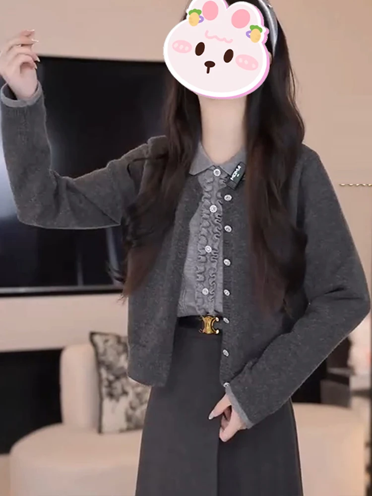 Модный повседневный женский трикотажный топ с эффектом двухслойности, универсальный, удобный для поездок на работу, простой дизайн, осенняя новинка
Модный повседневный женский трикотажный топ с эффектом двухслойности, универсальный, удобный для поездок на работу, простой дизайн, осенняя новинка