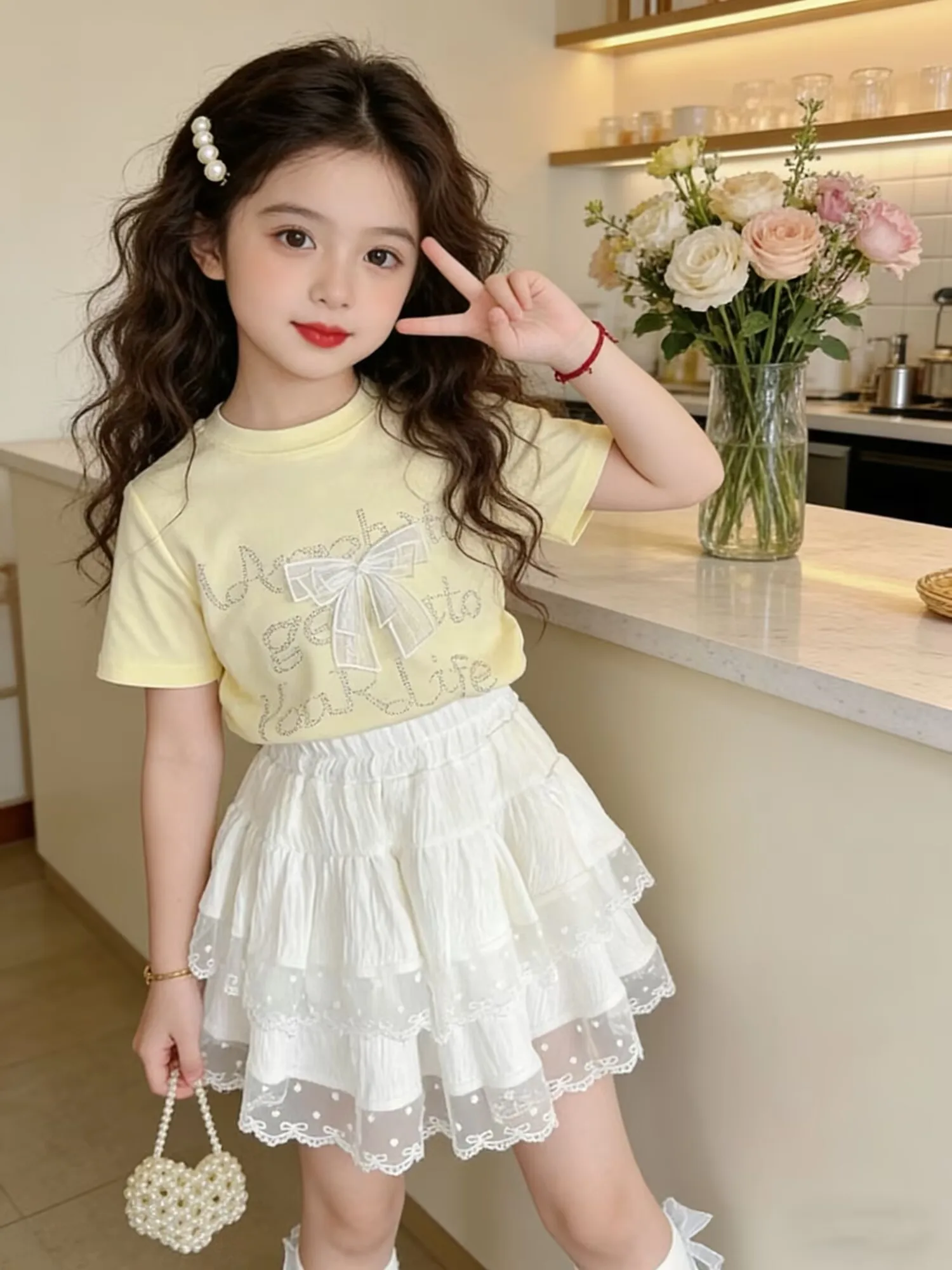 2026 New Baby Girls Teenage Summer Sets, Yellow T-shirt + White Lace Skirts Princess Sweet Suits 3-10 T
2026 New Baby Girls Teenage Summer Sets, Yellow T-shirt + White Lace Skirts Princess Sweet Suits 3-10 T