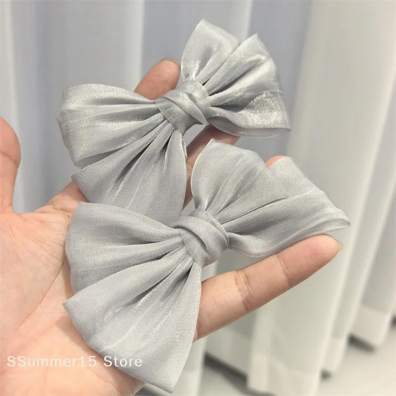 【R】2Pcs Pearlescent Fabric Bow Charm Buckle Women Shoe Decoration Bow Shoe Clip Shoes Hole Shaped Slippers Shoe Buckle
【R】2Pcs Pearlescent Fabric Bow Charm Buckle Women Shoe Decoration Bow Shoe Clip Shoes Hole Shaped Slippers Shoe Buckle