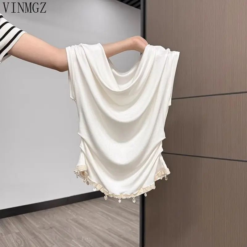 Korean apricot swinging neck lace splicing short-sleeved T-shirt women's 2025 summer new loose waist niche top
Korean apricot swinging neck lace splicing short-sleeved T-shirt women's 2025 summer new loose waist niche top