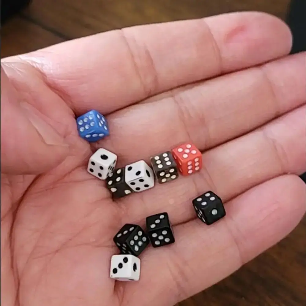 Bulk Pack 5mm Mini Dice 6 Sided Acrylic 5mm Dice 5 Colors Plastic Colored Dice Bar Games
Bulk Pack 5mm Mini Dice 6 Sided Acrylic 5mm Dice 5 Colors Plastic Colored Dice Bar Games