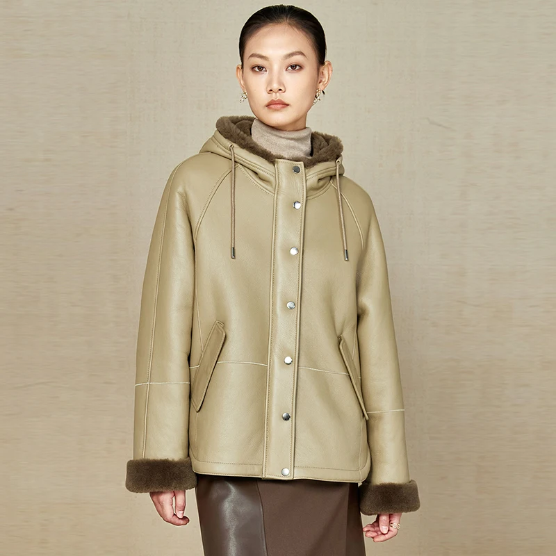 Luxury Merino Sheep Fur Hooded Winter Coats Women 2024 New High-end Simple Loose Thickened Warm Real Fur Genuine Leather Jacket
Luxury Merino Sheep Fur Hooded Winter Coats Women 2024 New High-end Simple Loose Thickened Warm Real Fur Genuine Leather Jacket