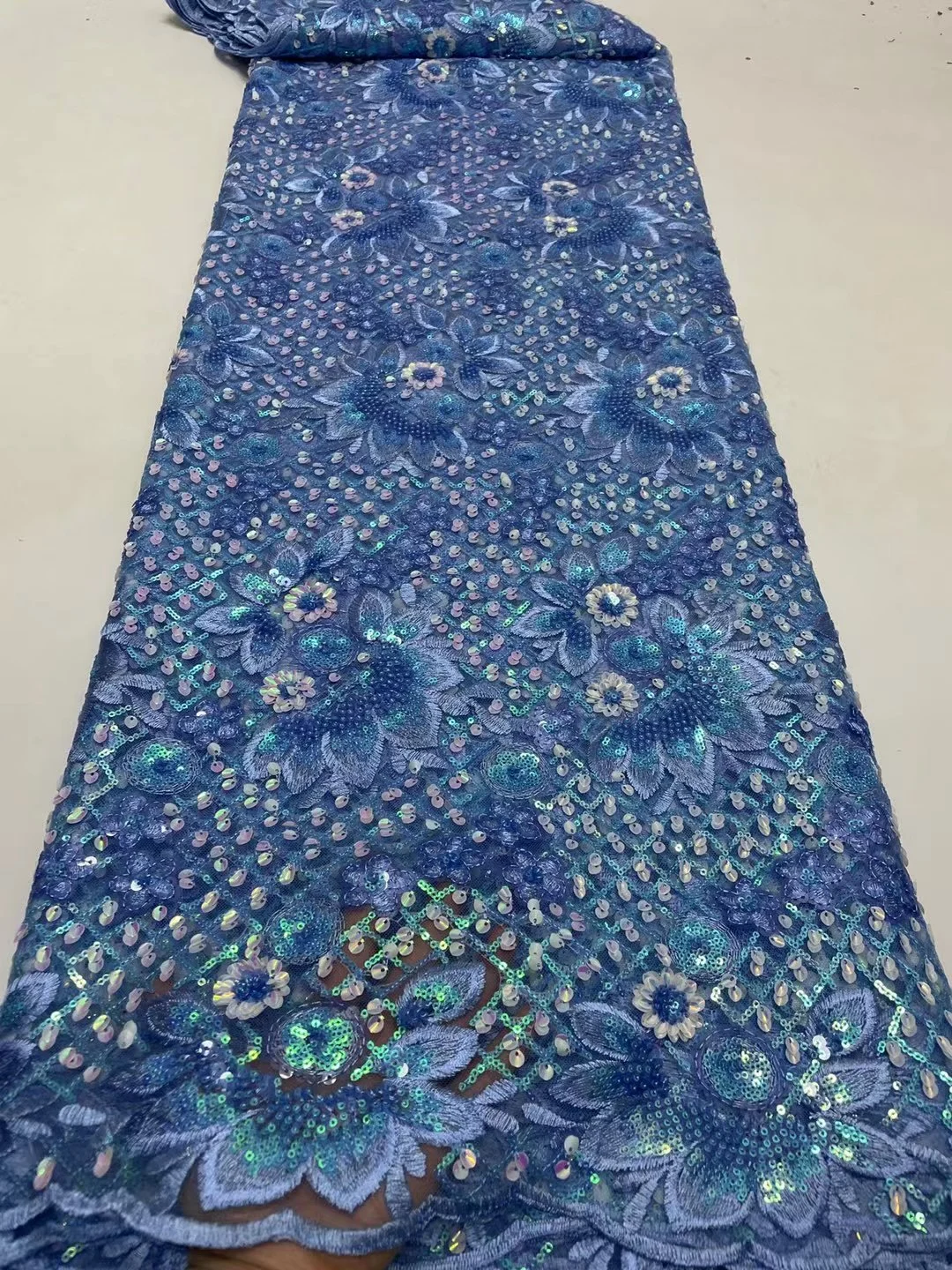 (5yards/pc) Beautiful fully embroidered French net lace sky blue African tulle lace fabric with sequins for party dress FCC240
(5yards/pc) Beautiful fully embroidered French net lace sky blue African tulle lace fabric with sequins for party dress FCC240