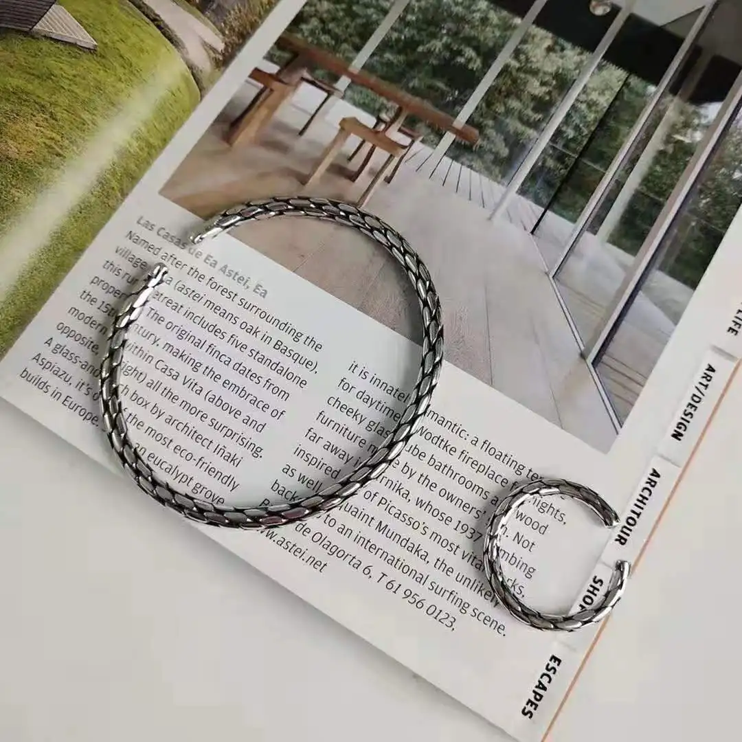 Pure Silver Woven Open Bracelet for Simple Men and Women, Smooth Face Ring, Stylish and Fashionable Silver Decoration, Open Diam
Pure Silver Woven Open Bracelet for Simple Men and Women, Smooth Face Ring, Stylish and Fashionable Silver Decoration, Open Diam
