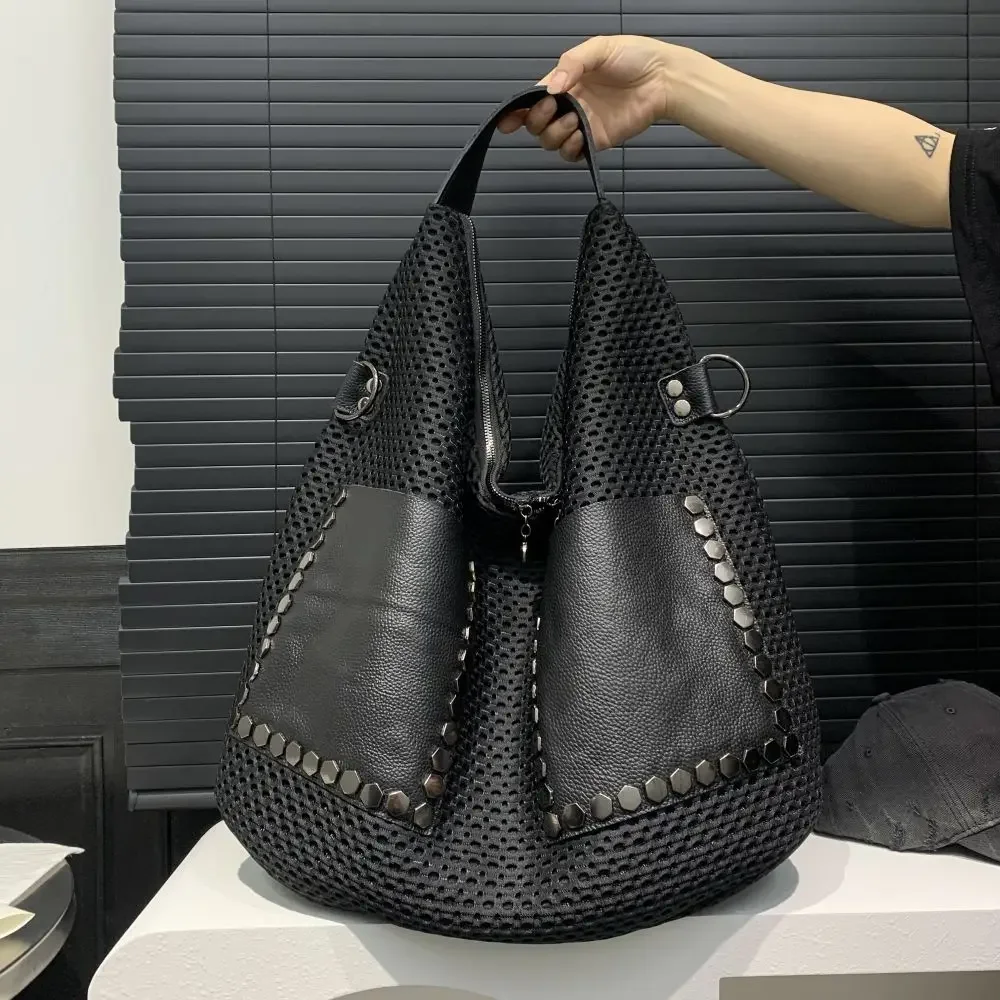 Retro mesh tote bag large capacity shoulder bag punk style rivet stray large women's bag
Retro mesh tote bag large capacity shoulder bag punk style rivet stray large women's bag