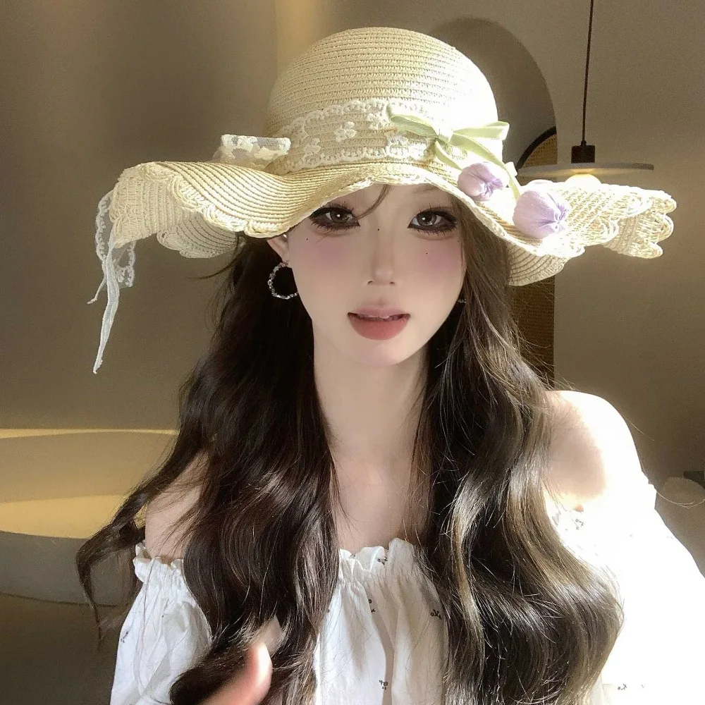 Fashion Sweet Lace Tulip Sun Hat Korean Style Wide Brim Straw Woven Hat Flat Top Elegant Bow Sunscreen Hat Beach
Fashion Sweet Lace Tulip Sun Hat Korean Style Wide Brim Straw Woven Hat Flat Top Elegant Bow Sunscreen Hat Beach