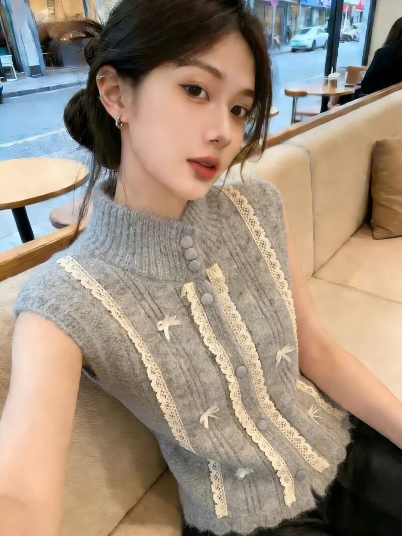Korean Style Knot Lace Splicing Knitted Vest Women's Fashionable Top Soft Comuter Style Short Length Color
Korean Style Knot Lace Splicing Knitted Vest Women's Fashionable Top Soft Comuter Style Short Length Color