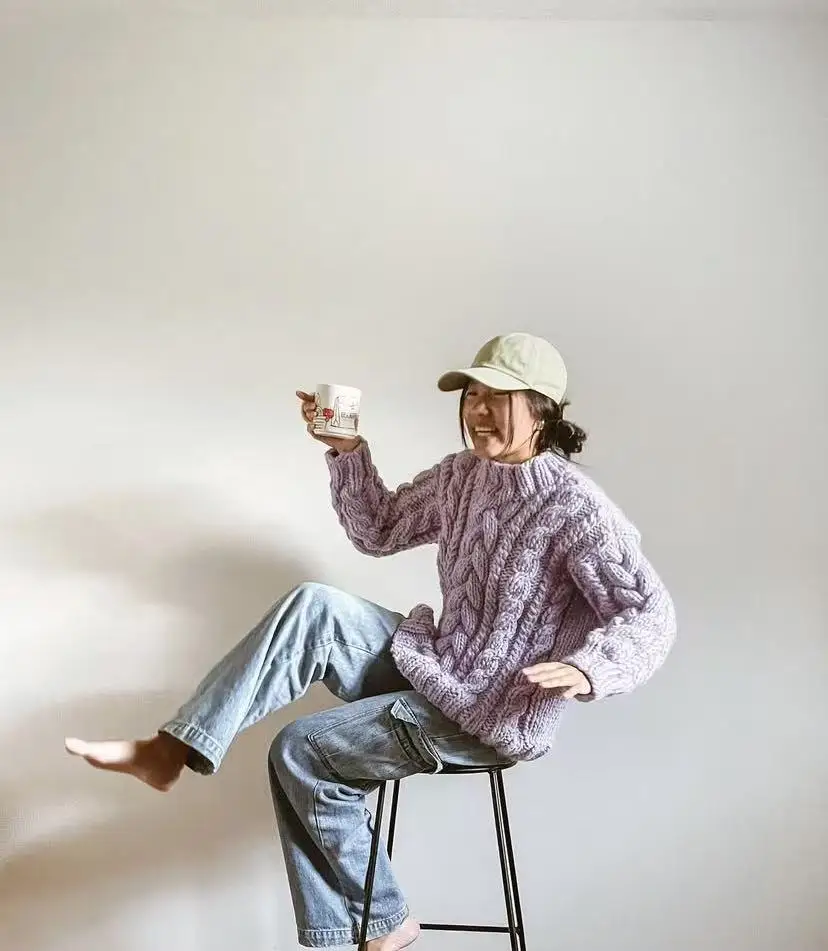 Spring and Autumn women's new bubble sleeve oil wax round neck top, lazy and comfortable, hand woven mohair fabric
Spring and Autumn women's new bubble sleeve oil wax round neck top, lazy and comfortable, hand woven mohair fabric