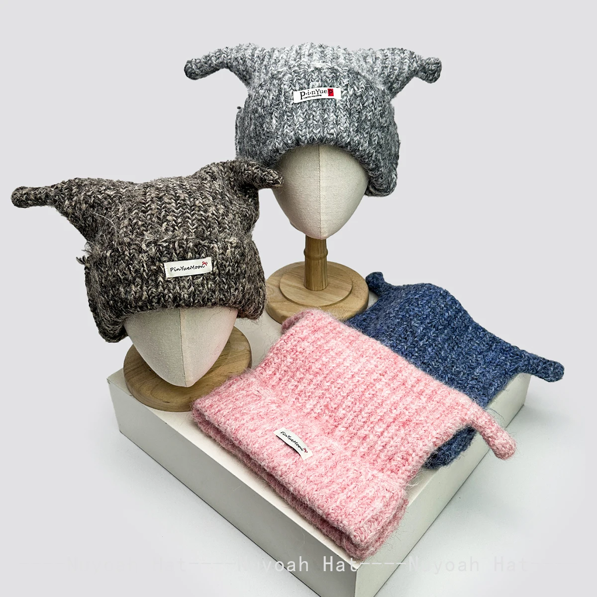 New Women Cute Funny Ears Antenna Patch Letters Knitted Hats Warm Korean Fashion Personal Beanies Outdoor Versatile Niche ins
New Women Cute Funny Ears Antenna Patch Letters Knitted Hats Warm Korean Fashion Personal Beanies Outdoor Versatile Niche ins