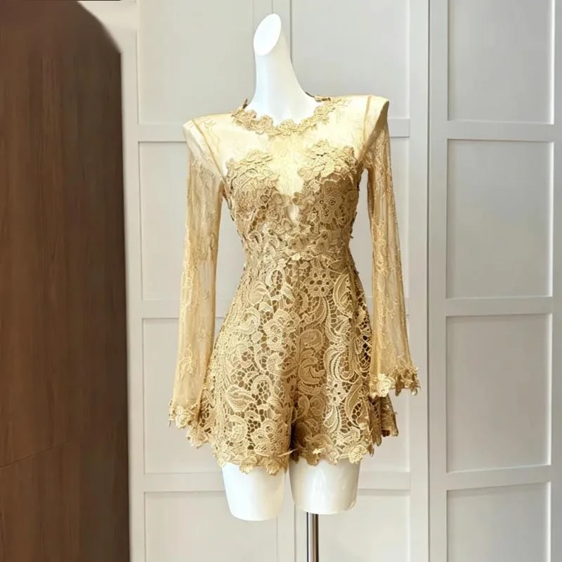 Summer Thin Flare Long-sleeve Lace Romper Women Hollow Out Cinched Waist Zipper Playsuit New 3A2PH1
Summer Thin Flare Long-sleeve Lace Romper Women Hollow Out Cinched Waist Zipper Playsuit New 3A2PH1