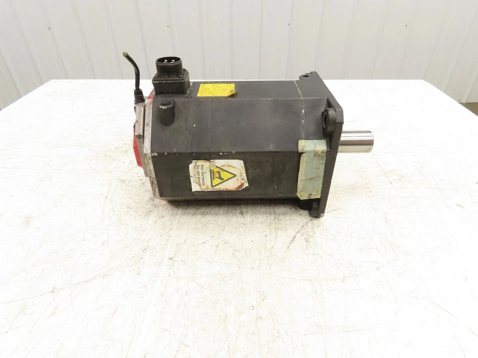 Used A06B-0247-B100 A06B-0247-B101 For FANUC A06B-0247-B100 AC Servo Motor
Used A06B-0247-B100 A06B-0247-B101 For FANUC A06B-0247-B100 AC Servo Motor