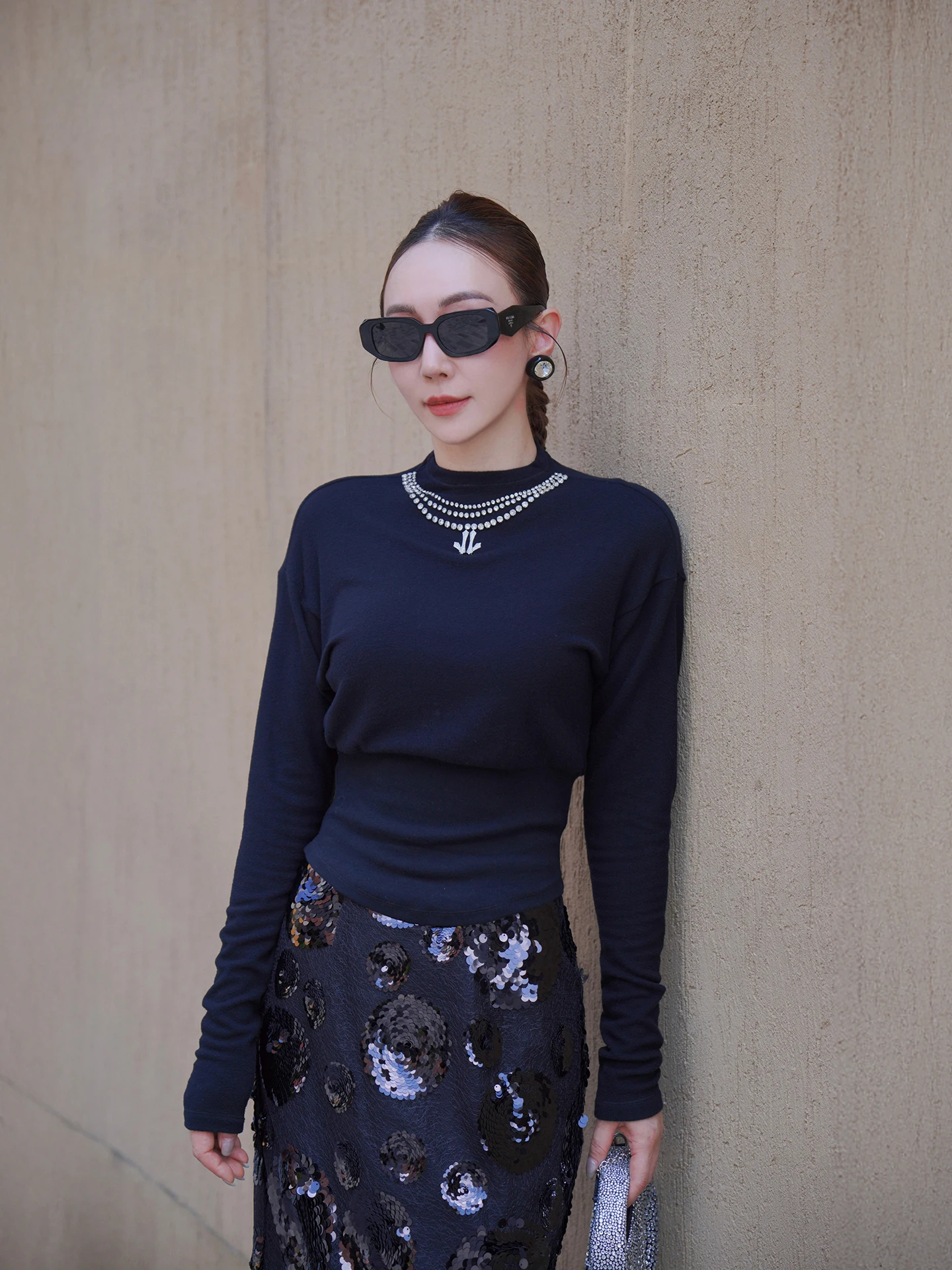 Slim Fit Long Sve Knitted Base irt Women's Faion Design Diamond Embedded Nelace Design Casual Sle Top
Slim Fit Long Sve Knitted Base irt Women's Faion Design Diamond Embedded Nelace Design Casual Sle Top