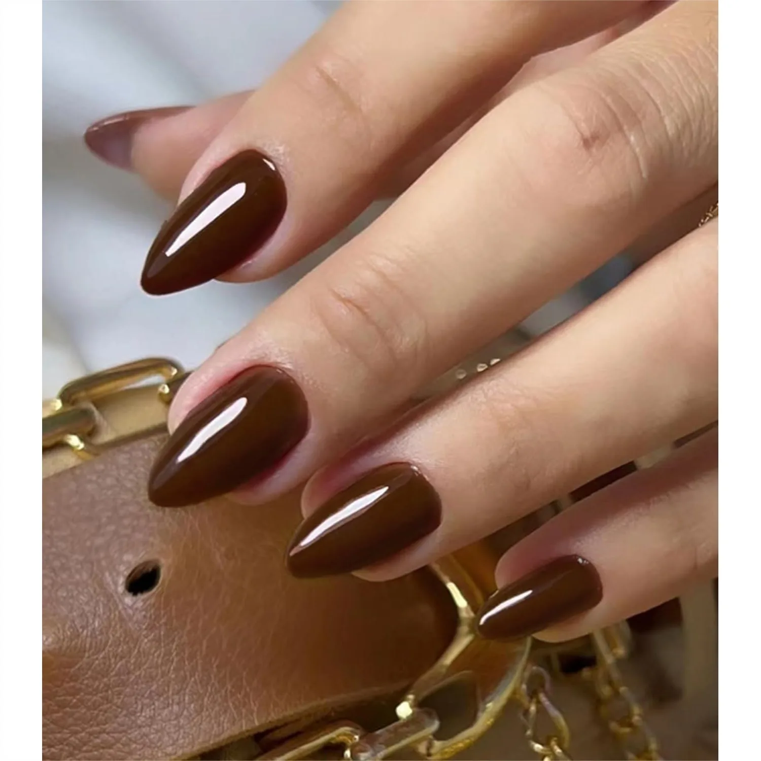 Short Almond Press on Nails Dark Brown Glossy Fake Nails Reusable with Designs
Short Almond Press on Nails Dark Brown Glossy Fake Nails Reusable with Designs