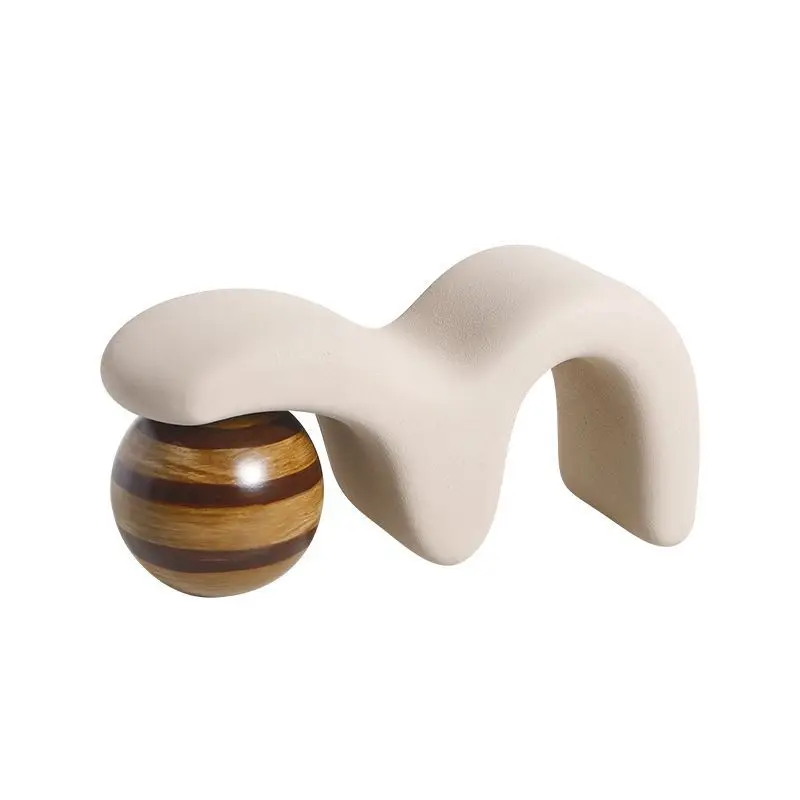 abstract art M-shaped ball creative ornament model room living room dining side cabinet new strange home accessories
abstract art M-shaped ball creative ornament model room living room dining side cabinet new strange home accessories