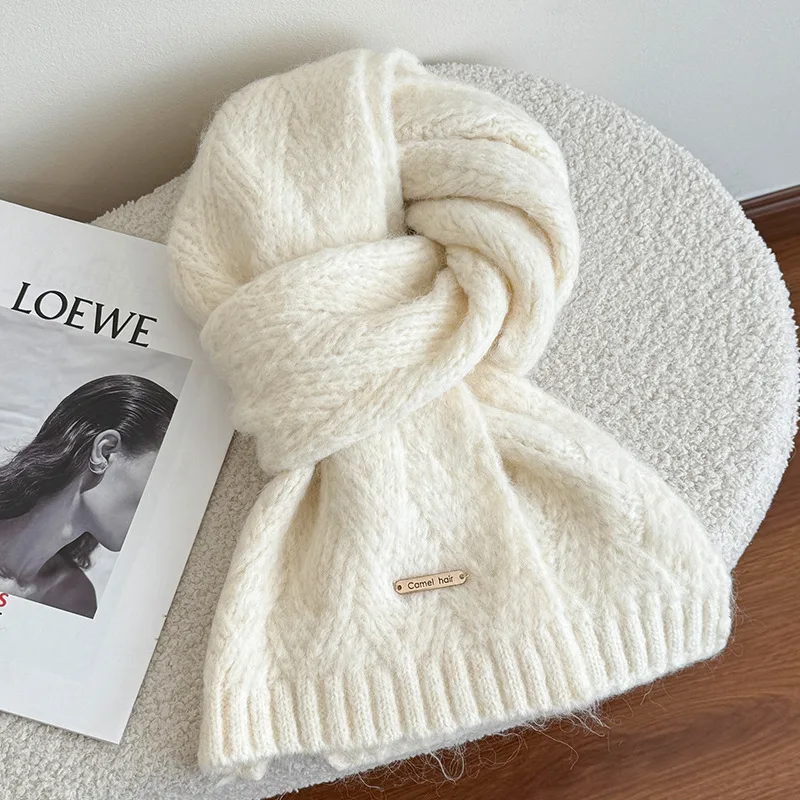 Вязаный шерстяной шарф, женский зимний новый осенне-зимний высококачественный шерстяной шарф, корейская атмосфера, модный тренд
Вязаный шерстяной шарф, женский зимний новый осенне-зимний высококачественный шерстяной шарф, корейская атмосфера, модный тренд