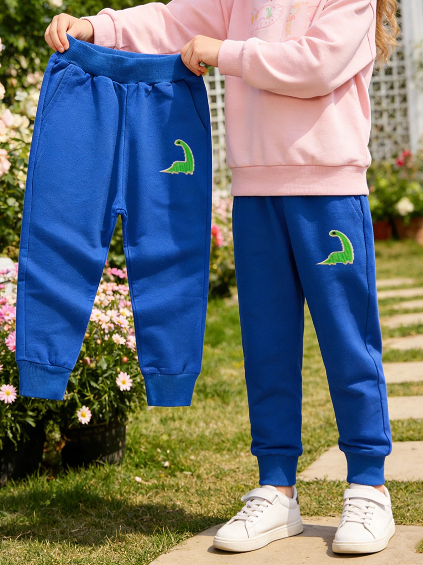 Kids' Dinosaur Print Jogger Pants, Boys' Girls' Blue Polyester Knit Sweatpants, Elastic Waist Versatile Daily Casual Trousers
Kids' Dinosaur Print Jogger Pants, Boys' Girls' Blue Polyester Knit Sweatpants, Elastic Waist Versatile Daily Casual Trousers