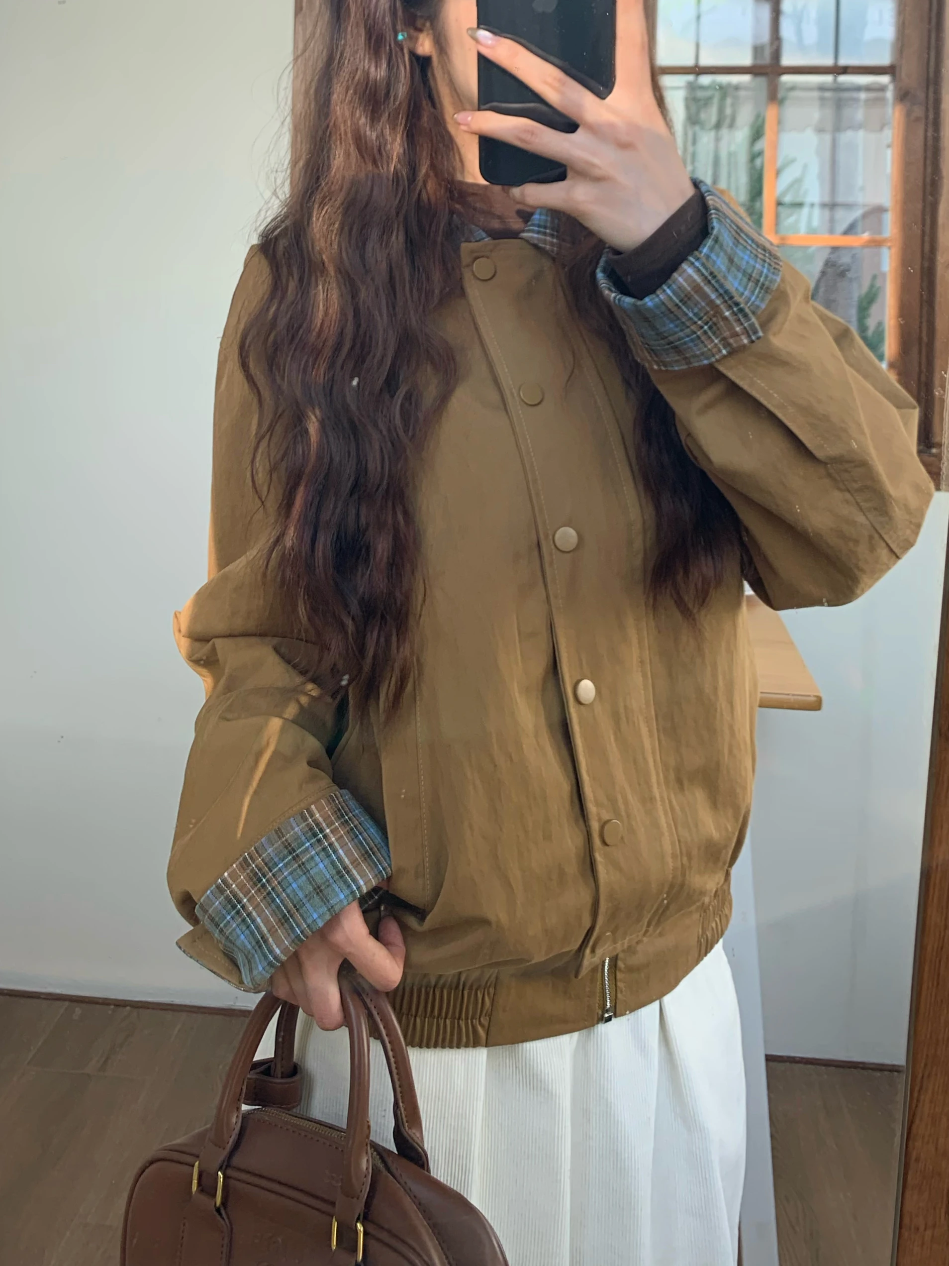 Женская укороченная куртка DOMX в клетку, осенне-зимняя, цвета хаки, с корейским дизайном, маленький размер, модный повседневный топ из смесового хлопка
Женская укороченная куртка DOMX в клетку, осенне-зимняя, цвета хаки, с корейским дизайном, маленький размер, модный повседневный топ из смесового хлопка