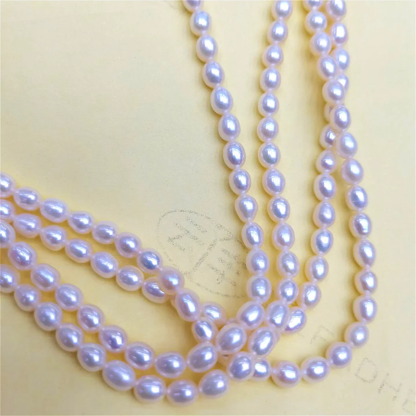 4-5mm 4A Premium Quality Natural Freshwater Rice Flat Pearl Bead Women Gift Jewelry Make DIY Necklace Bracelet Accessories
4-5mm 4A Premium Quality Natural Freshwater Rice Flat Pearl Bead Women Gift Jewelry Make DIY Necklace Bracelet Accessories