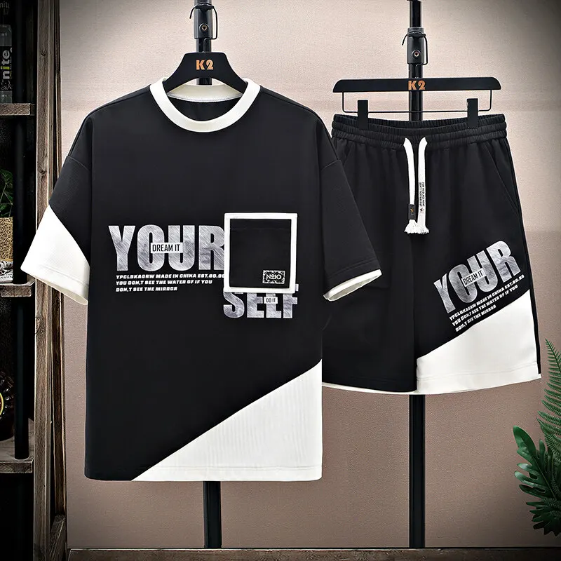High Streetwear Short Sleeve T-Shirts & Shorts Men's Sets 2025 Summer Youth Casual Tops Tees & Knee-Length Pant 2-Piece Clothing
High Streetwear Short Sleeve T-Shirts & Shorts Men's Sets 2025 Summer Youth Casual Tops Tees & Knee-Length Pant 2-Piece Clothing