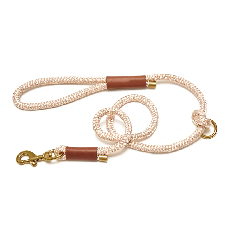 High Quality Handmade Double Braided Nylon Pet Dog Rope Leash Adjustable Leather Rope Collar Leash Set
High Quality Handmade Double Braided Nylon Pet Dog Rope Leash Adjustable Leather Rope Collar Leash Set