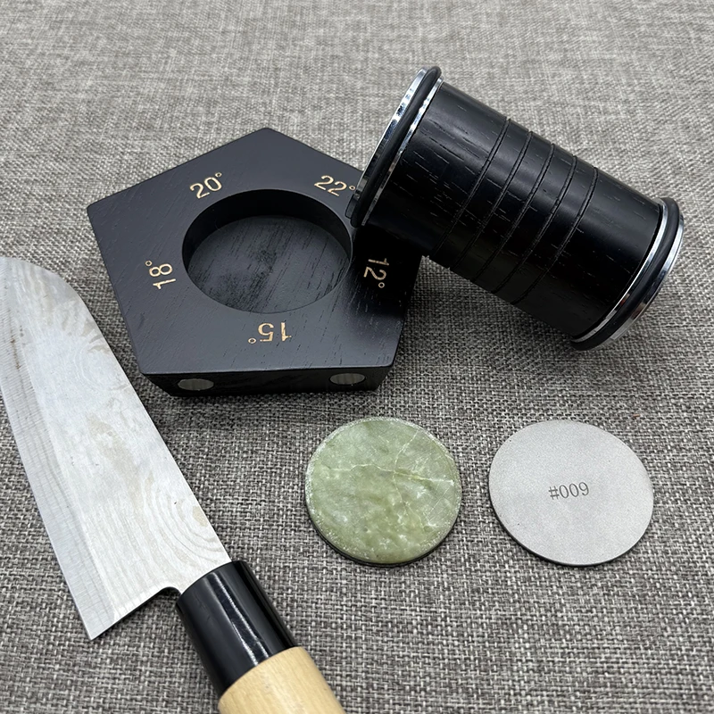 5-angle 12-22° Magnetic Black Wood Design Roller Knife Sharpener Magnetic Knife Holder Sharpening Stone Wheels for All Knives
5-angle 12-22° Magnetic Black Wood Design Roller Knife Sharpener Magnetic Knife Holder Sharpening Stone Wheels for All Knives