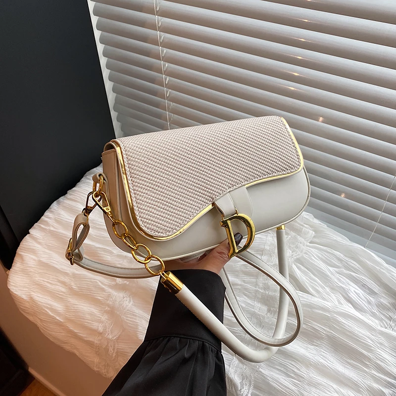 Classic Leather Tote Bag For Women - Famous Designer Luxury Brand Handbags Popular Elegant Messenger Style
Classic Leather Tote Bag For Women - Famous Designer Luxury Brand Handbags Popular Elegant Messenger Style
