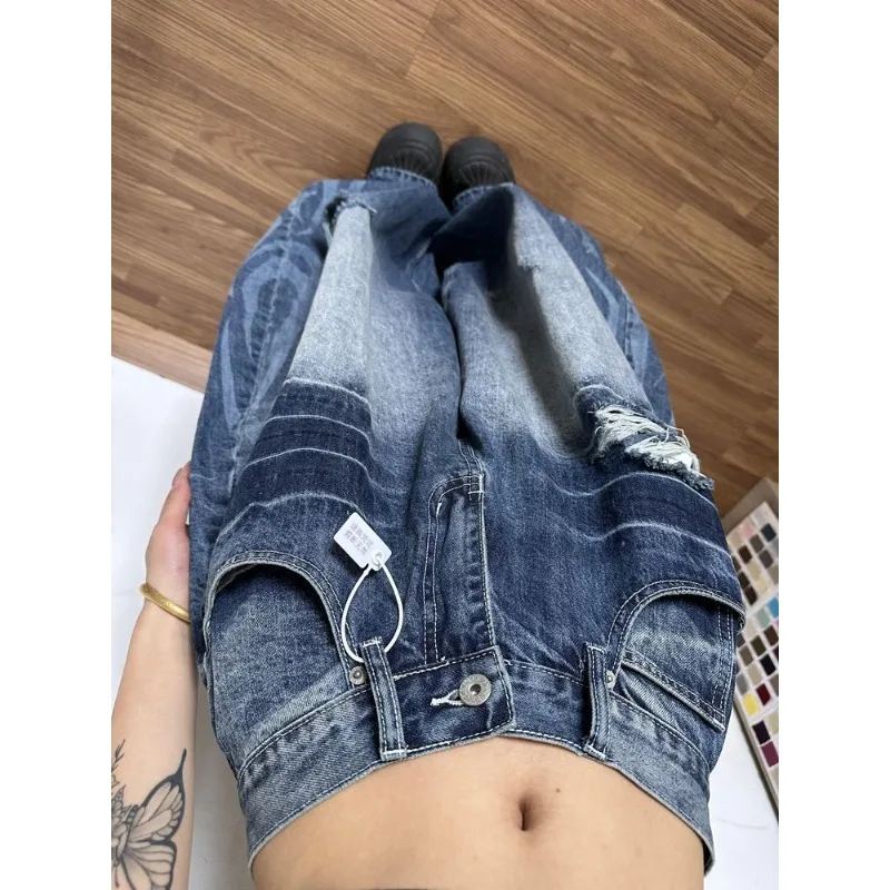 Vintage American High Street Curved Ripped Jeans Women High Waist Loose Wide Leg Flattering Washed Denim Pants 2026 New Trendy
Vintage American High Street Curved Ripped Jeans Women High Waist Loose Wide Leg Flattering Washed Denim Pants 2026 New Trendy