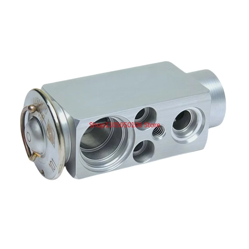 AC Expansion Valve JQD000050 Suitable For Land Rover Range Rover 3 L322 2002-2012
AC Expansion Valve JQD000050 Suitable For Land Rover Range Rover 3 L322 2002-2012