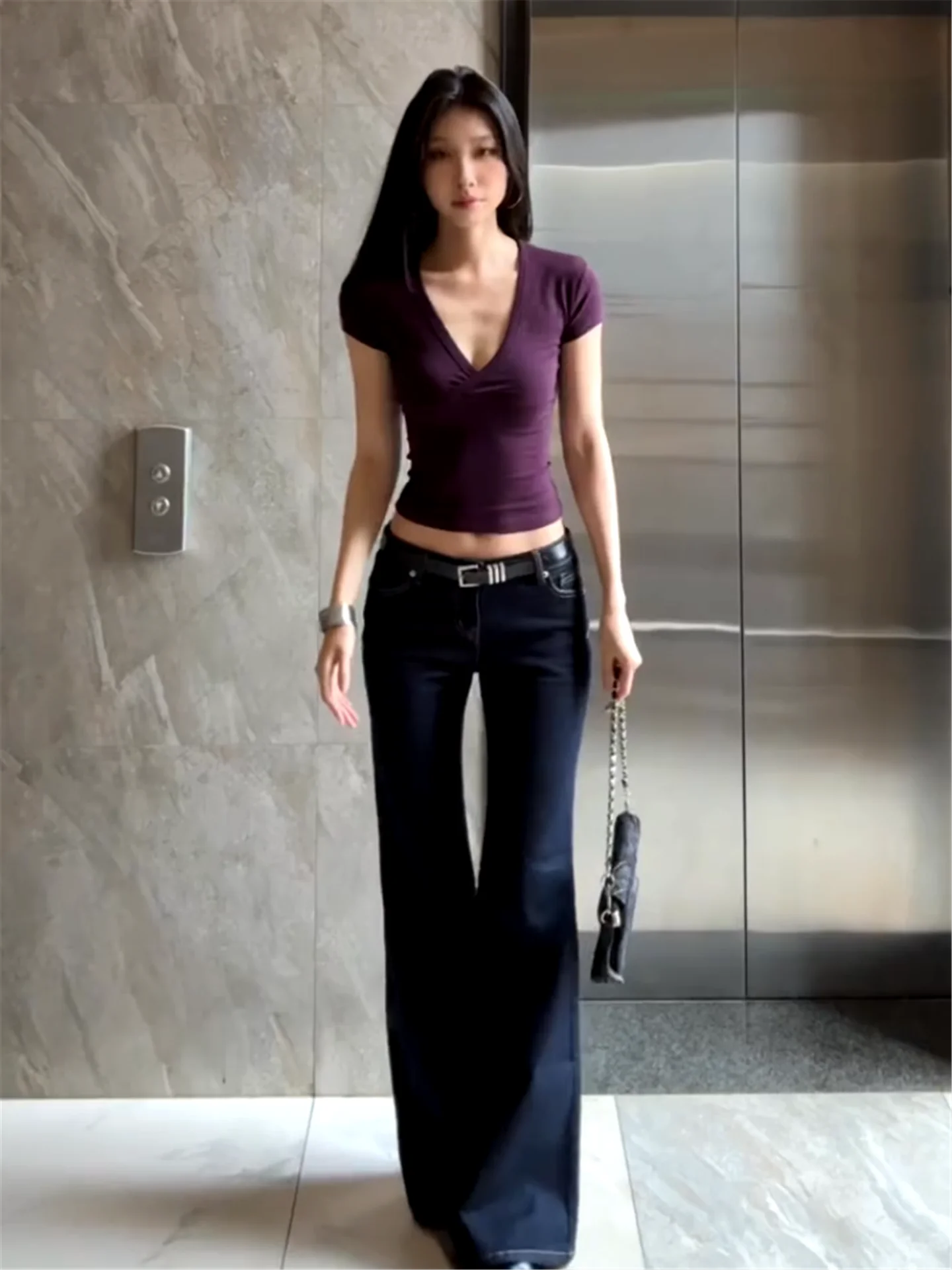 Deep Blue Spicy Girl Low Waist Flared Jeans Women's Spring Summer Loose Slimming Non-Matching Leg Extended Floor-Length Pants
Deep Blue Spicy Girl Low Waist Flared Jeans Women's Spring Summer Loose Slimming Non-Matching Leg Extended Floor-Length Pants