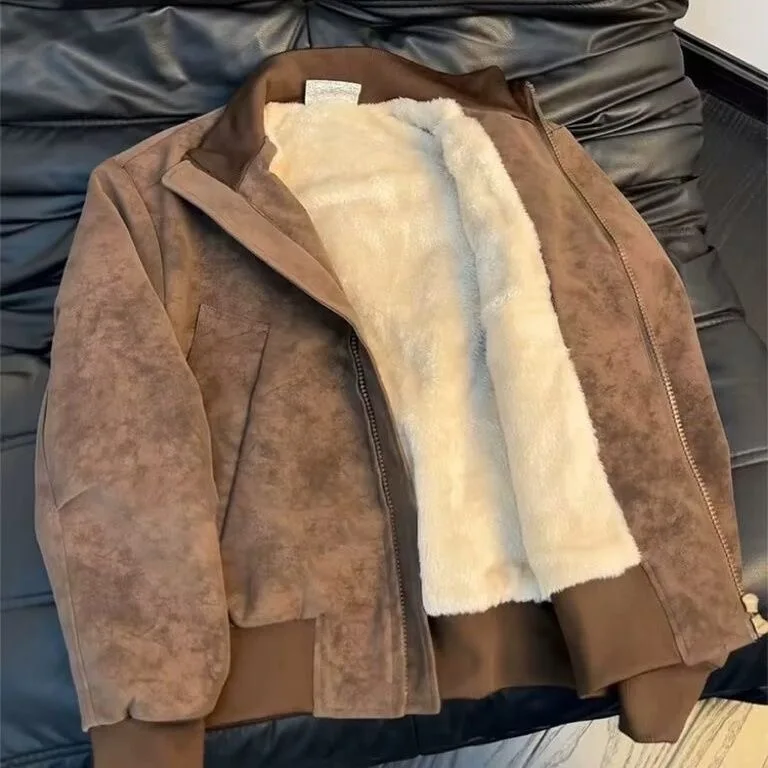 Американская мужская зимняя куртка из окрашенной кожи, утепленная флисом, в стиле бейсбольной куртки, свободного кроя, ветрозащитная, водонепроницаемая
Американская мужская зимняя куртка из окрашенной кожи, утепленная флисом, в стиле бейсбольной куртки, свободного кроя, ветрозащитная, водонепроницаемая