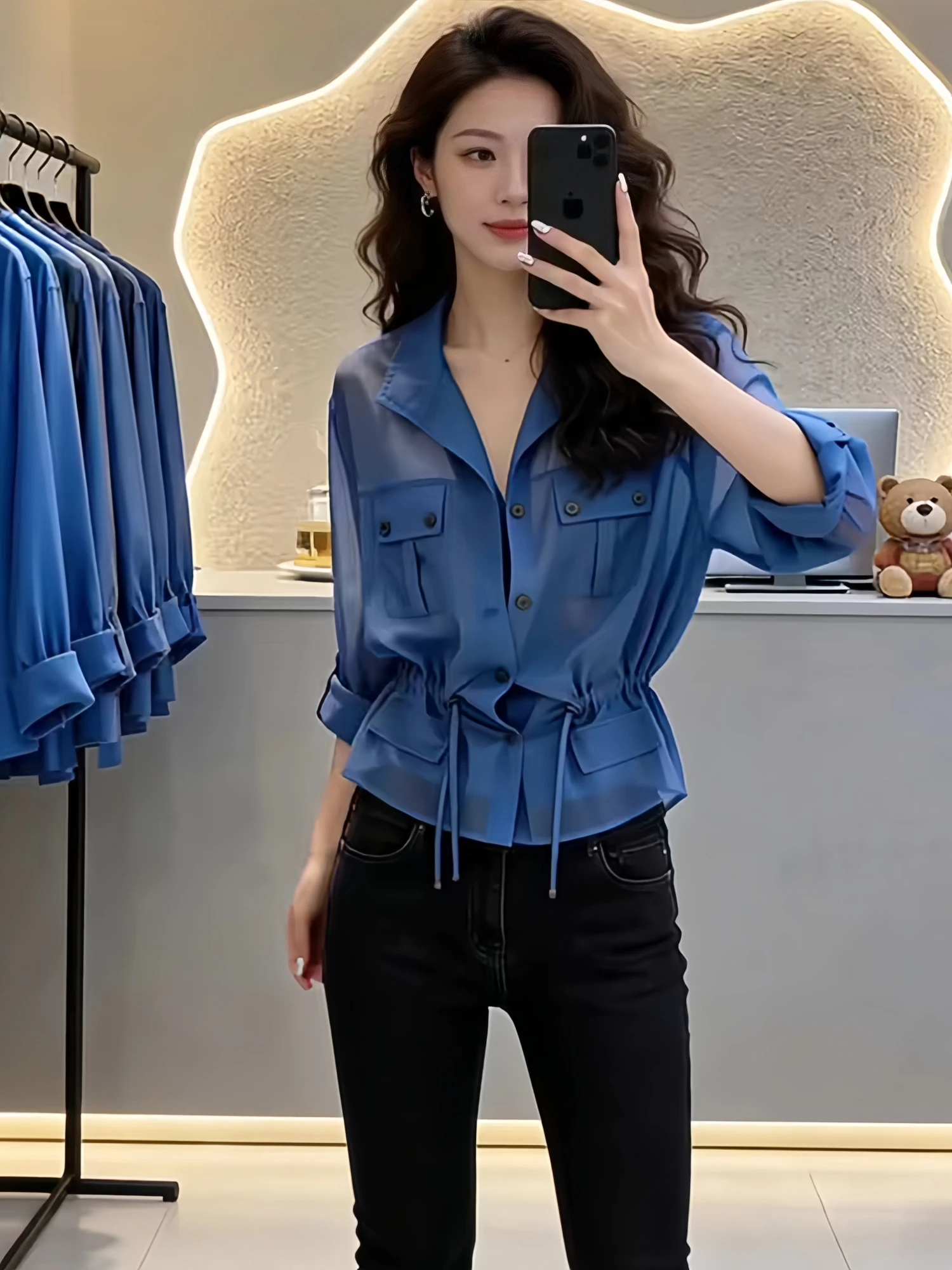 Loose Fit Blue Neck Long Sleeve Shirt Women's Casual Style Sun Protection Loose And Slimming Summer Top Fashion Trend
Loose Fit Blue Neck Long Sleeve Shirt Women's Casual Style Sun Protection Loose And Slimming Summer Top Fashion Trend