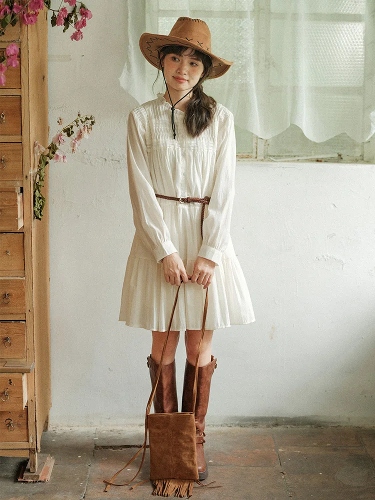 Bohemian Accordion Pleat Wooden Ear Long Sleeve Dress Short Skirt Loose Small Shirt Dress Light Beige Color Commute Style
Bohemian Accordion Pleat Wooden Ear Long Sleeve Dress Short Skirt Loose Small Shirt Dress Light Beige Color Commute Style