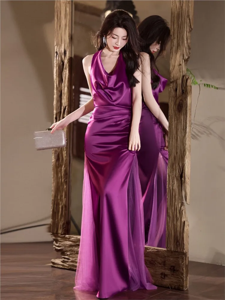 A new purple light luxury and niche halter-neck backless fishtail morning dress
A new purple light luxury and niche halter-neck backless fishtail morning dress