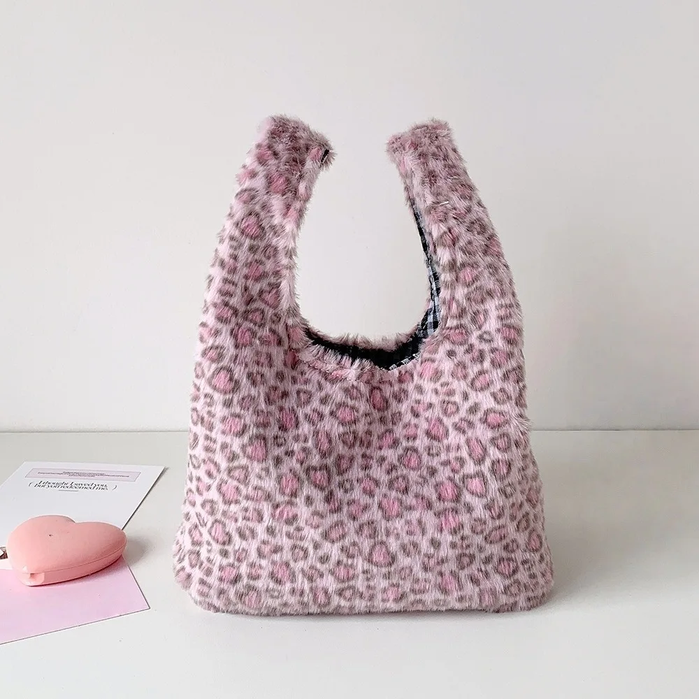 Storage Leopard Print Plush Handbag Large Capacity Hand Purses Korean Underarm Bags Leopard/Stripe Tote Bags Fluffy Storage Bag
Storage Leopard Print Plush Handbag Large Capacity Hand Purses Korean Underarm Bags Leopard/Stripe Tote Bags Fluffy Storage Bag