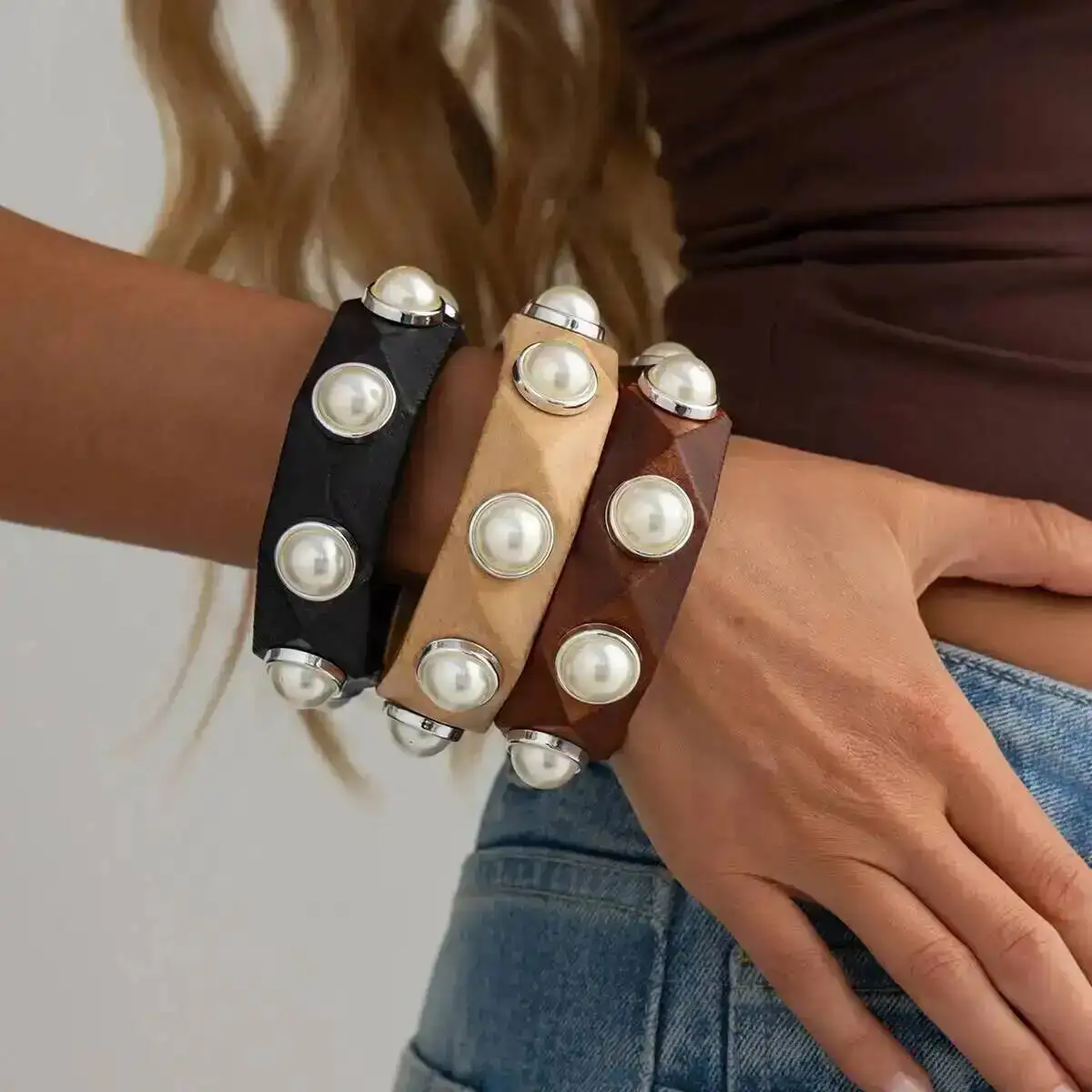KunJoe Vintage Inlay Imitation Pearl Bracelet Women Punk Geometric Irregular Chunky Wood Wristband HipHop Stackable Hand Jewelry
KunJoe Vintage Inlay Imitation Pearl Bracelet Women Punk Geometric Irregular Chunky Wood Wristband HipHop Stackable Hand Jewelry