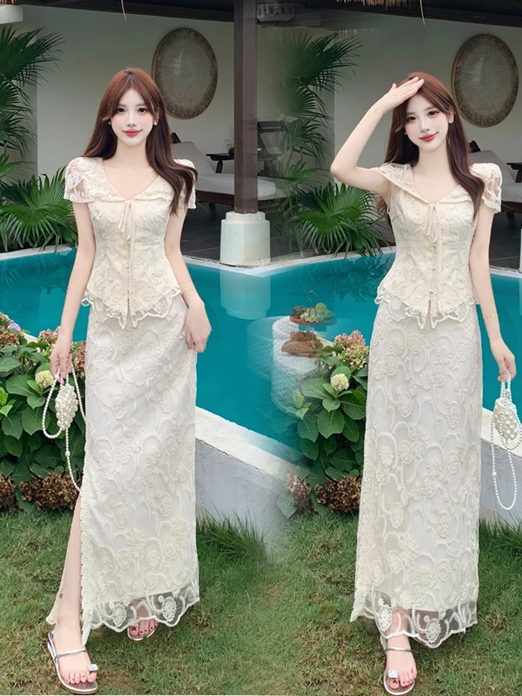 New Chinese Style Embroidered Lace Hollow out Waist-Cinching Top And High Waist Half Skirt Two-Piece Set plus Size Women
New Chinese Style Embroidered Lace Hollow out Waist-Cinching Top And High Waist Half Skirt Two-Piece Set plus Size Women