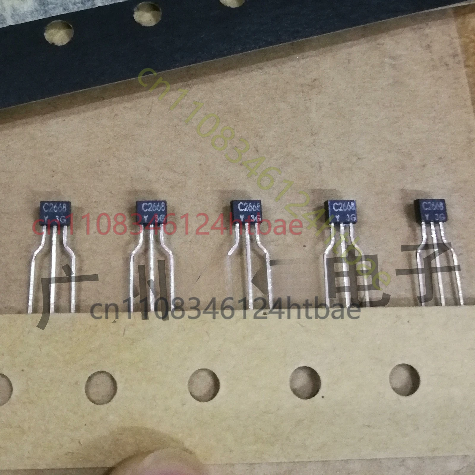 For 2SC2668-Y 2SC2668 C2668 NPN Transistor TO92S Package Original New Toshiba Triode 200PCS/LOT
For 2SC2668-Y 2SC2668 C2668 NPN Transistor TO92S Package Original New Toshiba Triode 200PCS/LOT