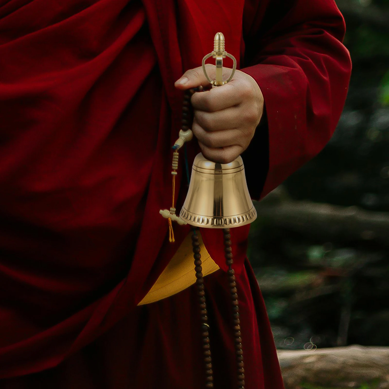 Hand Bell Gold Design For Meditation Decor Temple Copper Bell Ornament Buddhism Prayer Instrument Portable
Hand Bell Gold Design For Meditation Decor Temple Copper Bell Ornament Buddhism Prayer Instrument Portable