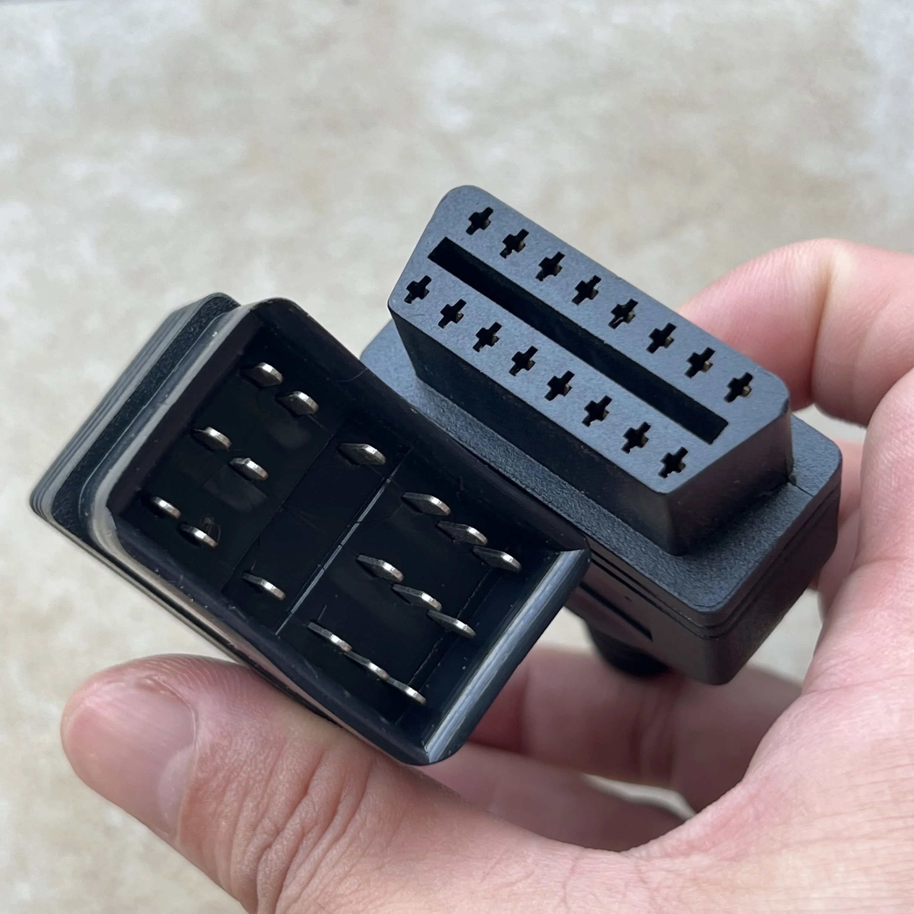 For Toyota 17Pin To 16 Pin For OBD OBD2 Adapter Cable Lead Diagnostic Interface 17 pin OBDII Extension Cable
For Toyota 17Pin To 16 Pin For OBD OBD2 Adapter Cable Lead Diagnostic Interface 17 pin OBDII Extension Cable