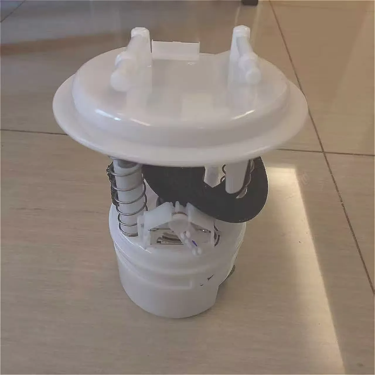 Fuel Pump Assembly 1525Qa 1525Gx A2C53282810 1607402180 9684934880 9685472580 for Peugeot 307 308 3008 307Cc 308Cc 308Sw 1.4L 1.6
Fuel Pump Assembly 1525Qa 1525Gx A2C53282810 1607402180 9684934880 9685472580 for Peugeot 307 308 3008 307Cc 308Cc 308Sw 1.4L 1.6