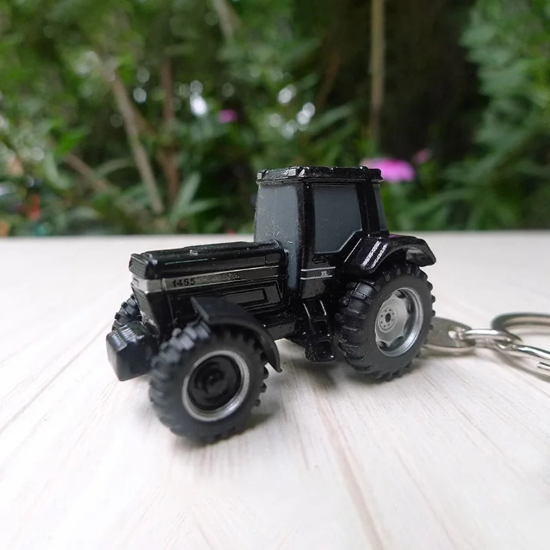 Diecast 1:128 Scale 230 Black Keychain Alloy Tractor Model Finished Product Simulation Toy Static Model Ornament
Diecast 1:128 Scale 230 Black Keychain Alloy Tractor Model Finished Product Simulation Toy Static Model Ornament