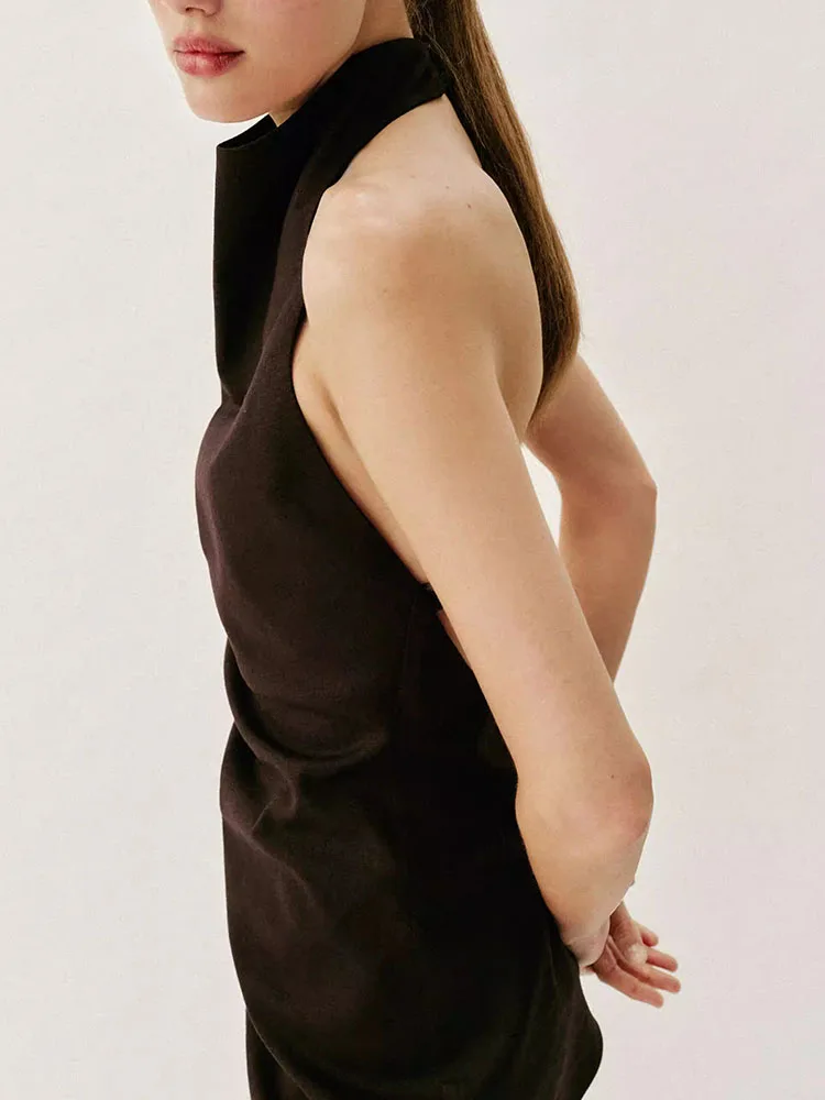 Sexy Backless Asymmetrical Hanging Collar Sleeveless Top New Summer Women's Fashion 18-25 Years Old 2026 Seasonal Clothing
Sexy Backless Asymmetrical Hanging Collar Sleeveless Top New Summer Women's Fashion 18-25 Years Old 2026 Seasonal Clothing
