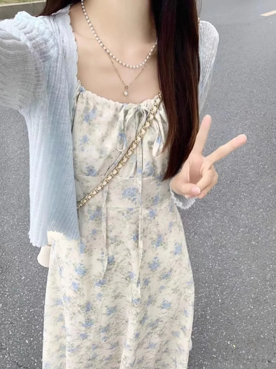 Summer Women's Thin Knitted Sunscreen Ice Silk Top with Strap Vest Air Conditioner Cover up Cardigan Style Korean Version Sli...
Summer Women's Thin Knitted Sunscreen Ice Silk Top with Strap Vest Air Conditioner Cover up Cardigan Style Korean Version Sli...