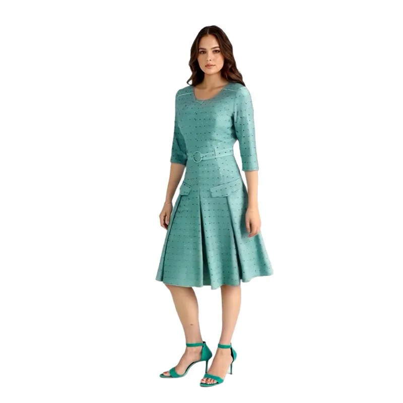 Summer Dashiki African Dresses for Women Elegant African Half Sleeve O-neck Polyester Party Evening Midi Dress African Clothing
Summer Dashiki African Dresses for Women Elegant African Half Sleeve O-neck Polyester Party Evening Midi Dress African Clothing