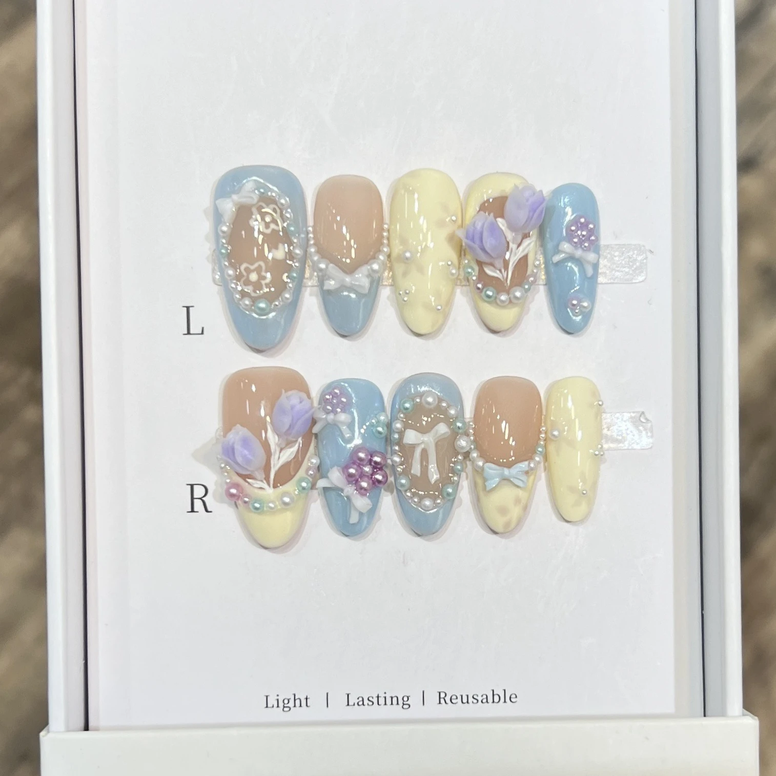 10Pcs Kawaii French Almond Handmade Press on Nails Fake Nails with 3D Flower Pearl Decoration False Nail 네일팁 Накладные Ногти 
10Pcs Kawaii French Almond Handmade Press on Nails Fake Nails with 3D Flower Pearl Decoration False Nail 네일팁 Накладные Ногти