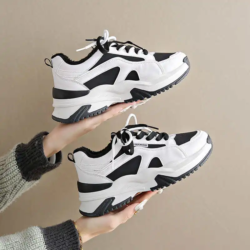 Черные женские кроссовки с высоким вырезом на подошве, тканые баскетбольные туфли 52, спортивные кроссовки, гостеприимство, уличная самая низкая цена, милые
Черные женские кроссовки с высоким вырезом на подошве, тканые баскетбольные туфли 52, спортивные кроссовки, гостеприимство, уличная самая низкая цена, милые