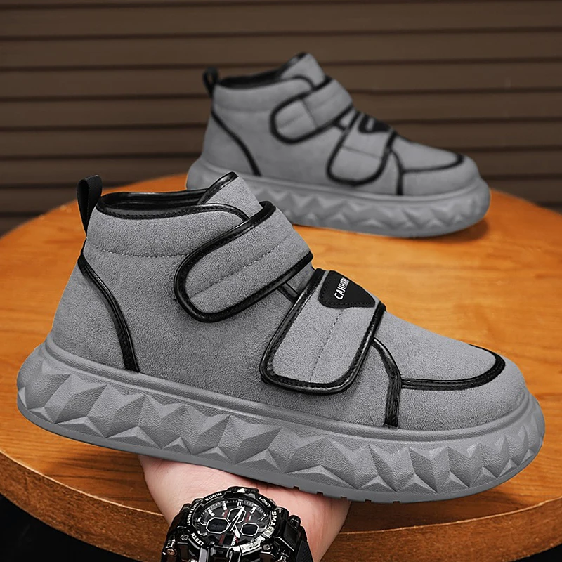 Черная повседневная обувь в стиле ретро для мужчин, ботильоны, мужские зимние кроссовки с высоким берцем, удобная замшевая кожаная обувь, мужская обувь Chaussure Hommes
Черная повседневная обувь в стиле ретро для мужчин, ботильоны, мужские зимние кроссовки с высоким берцем, удобная замшевая кожаная обувь, мужская обувь Chaussure Hommes