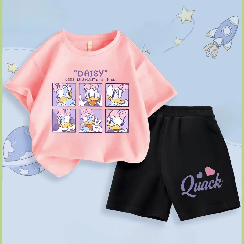 Disney Baby Girls Outfits Summer New Style Kids Short Sleeved Top Shorts Two Piece Set Daisy Printed Child Beach Clothes Suit
Disney Baby Girls Outfits Summer New Style Kids Short Sleeved Top Shorts Two Piece Set Daisy Printed Child Beach Clothes Suit